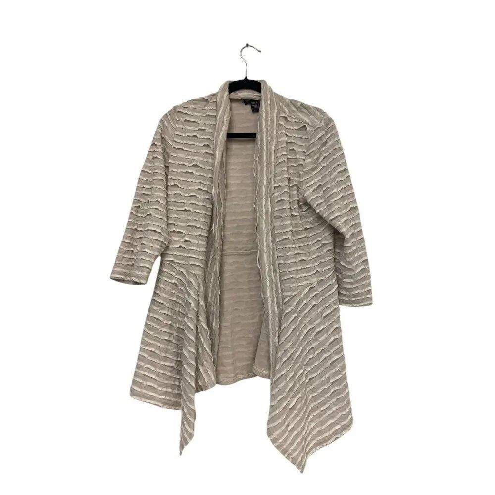 Frank Lyman Womens Cardigan Sweater Beige sz 12 Textured 3/4 Sleeve Classic Open